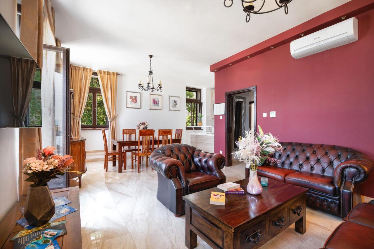 Luxury Apartments Perko Kastela Dış mekan fotoğraf