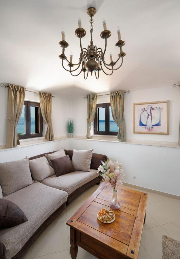 Luxury Apartments Perko Kastela Dış mekan fotoğraf