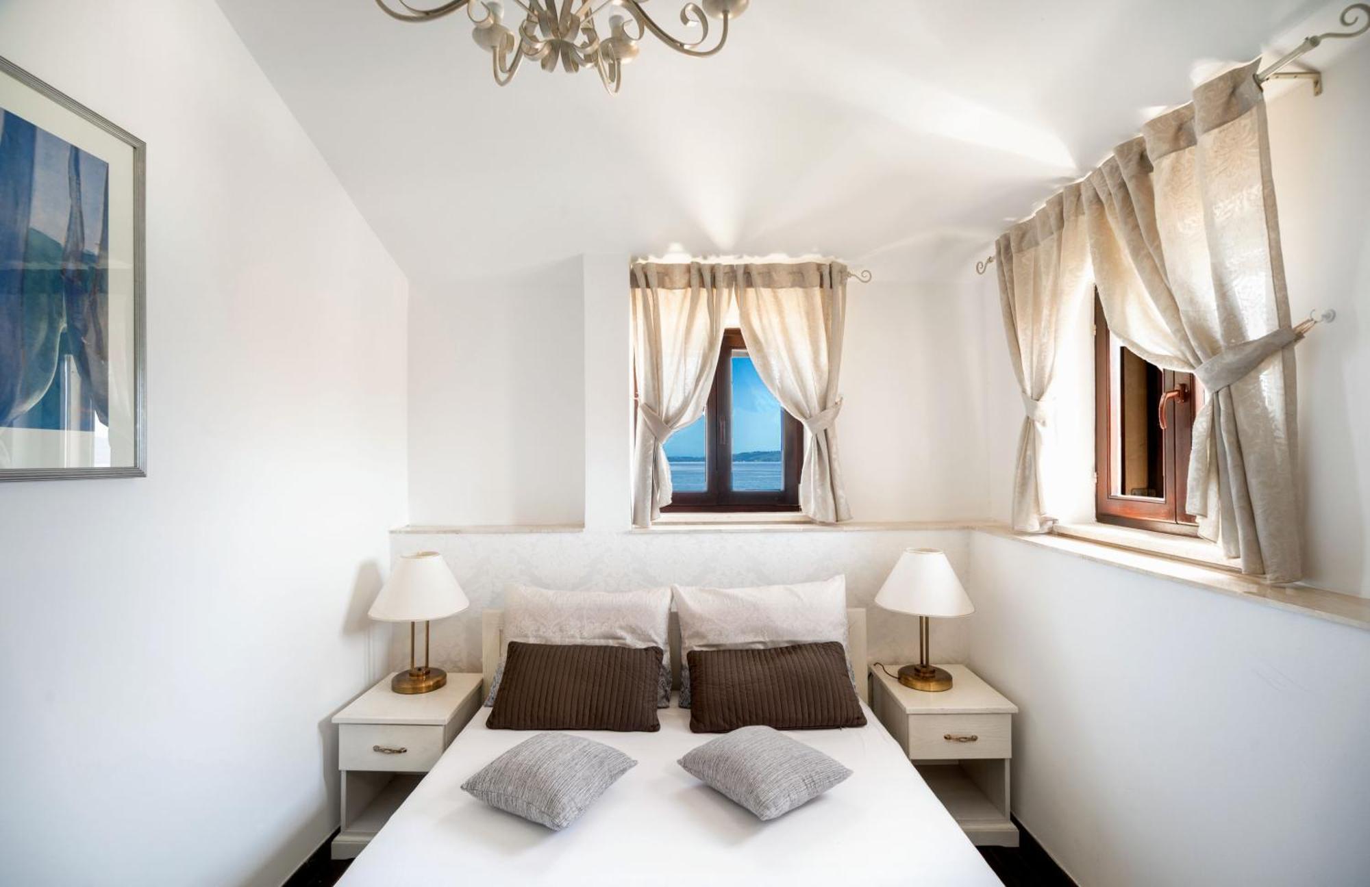 Luxury Apartments Perko Kastela Oda fotoğraf