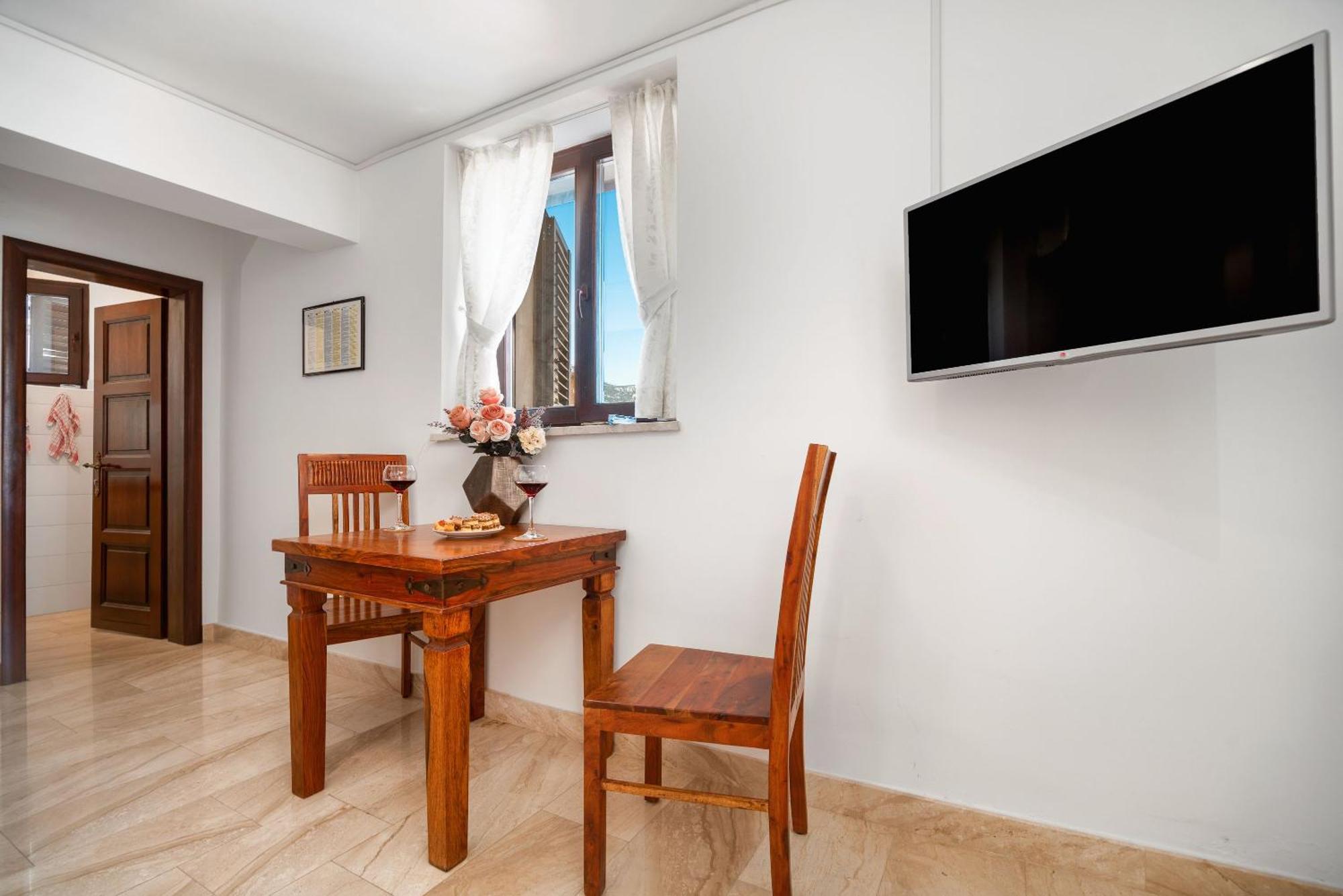 Luxury Apartments Perko Kastela Oda fotoğraf